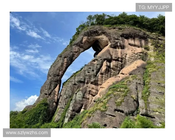 龙虎山下冬泳记鹰潭儿女战霜天