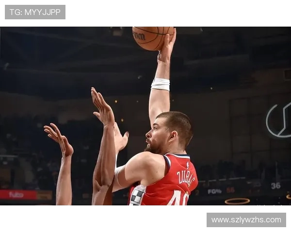 布克尽管砍下27分却难救主球队失利关键三分未能把握