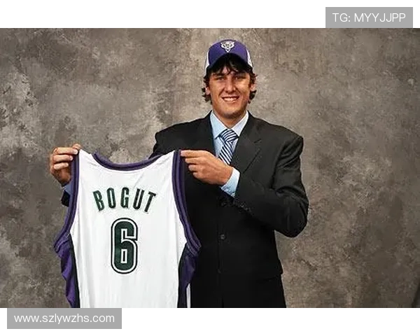 2005年NBA选秀大会状元安德鲁博古特球员生涯与影响回顾